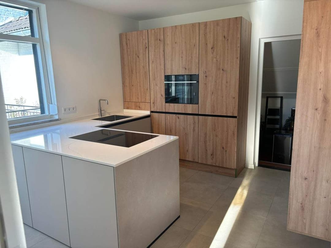 Detached Villa Lage Kanaaldijk, Maastricht - For Rent