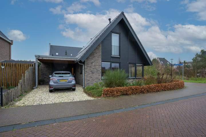 Bungalow Paardenbloemdreef, Harderwijk - For Rent