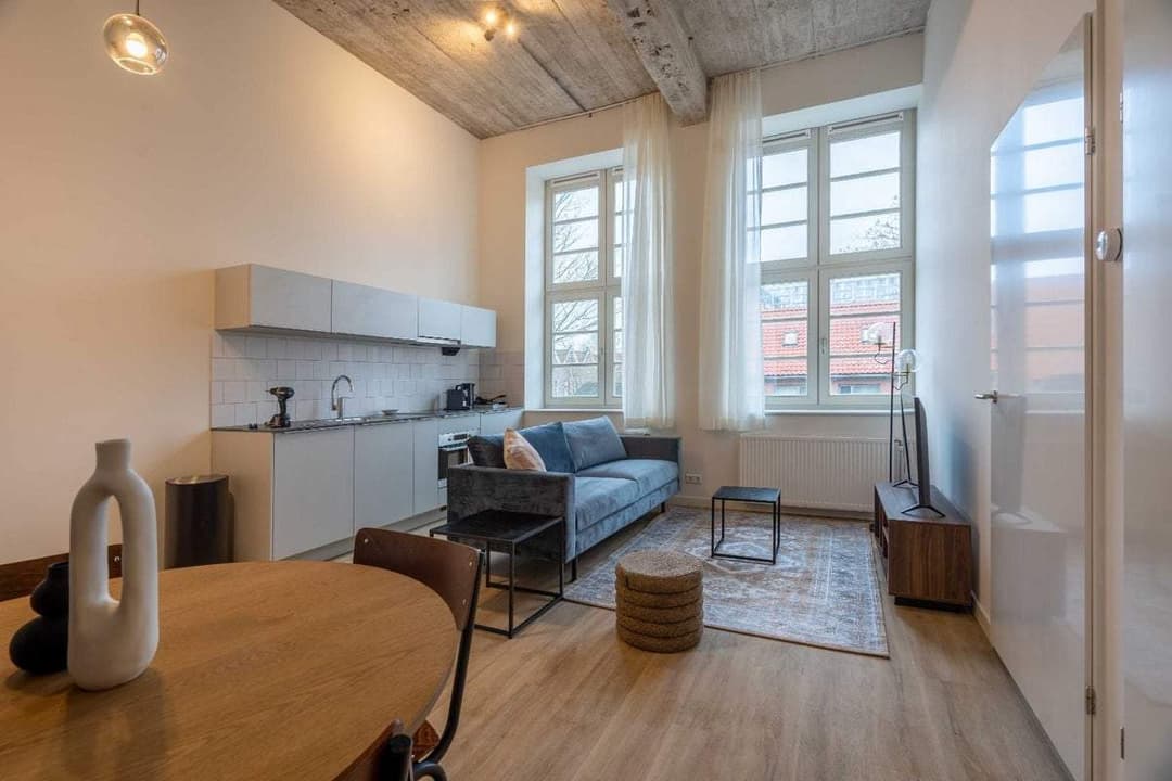 Flat Sikkelstraat, Rotterdam - For Rent