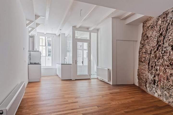 Translation placeholder