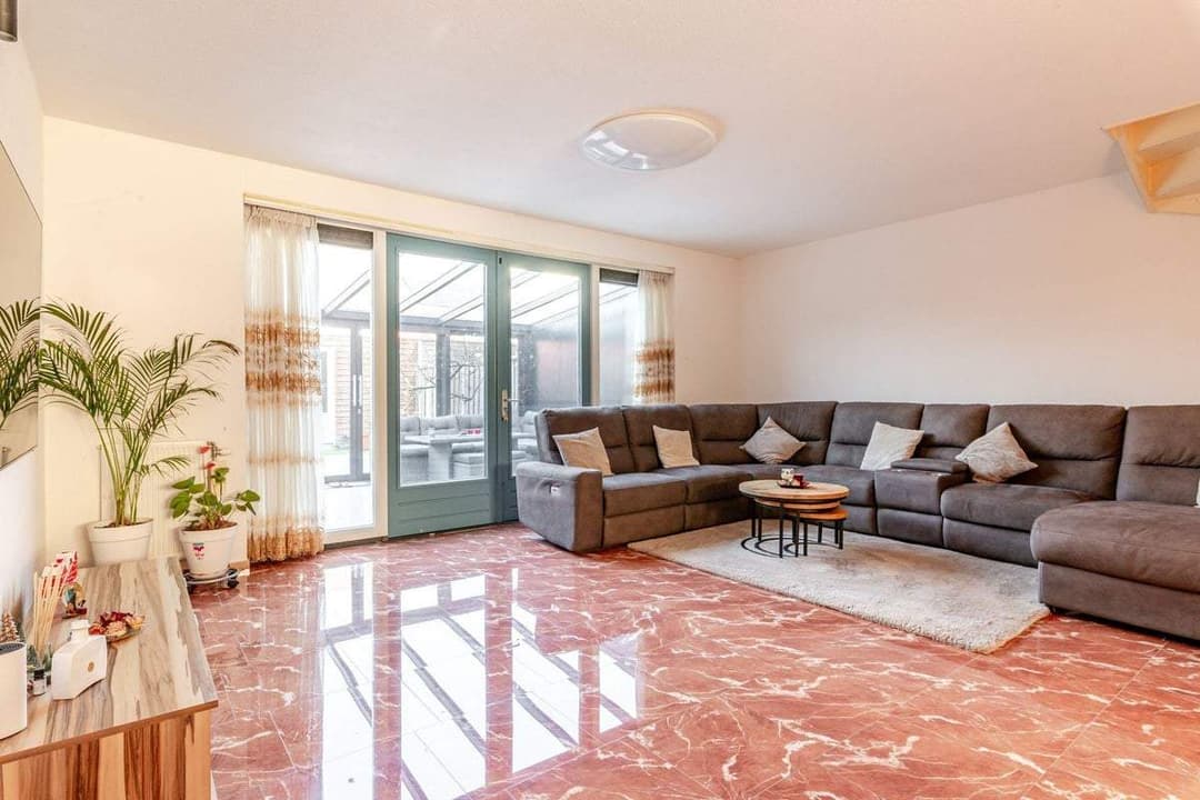 House Mickey Mousestraat, Almere - For Rent