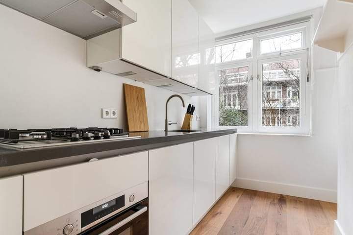 Apartamento de 3 habitaciones Wodanstraat, Ámsterdam - En alquiler
