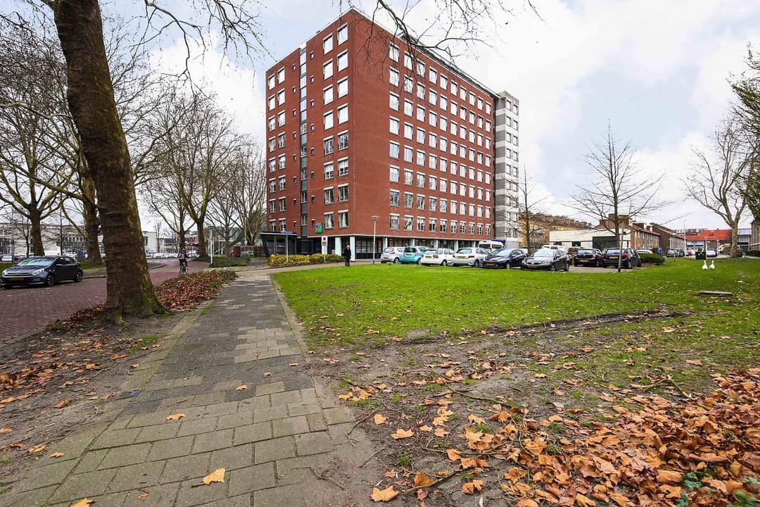 Apartment Prof. Burgershof 29, Delft - For Rent