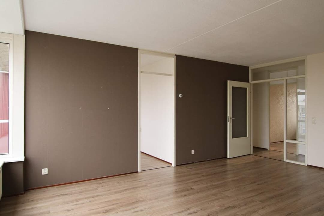 Flat Raadhuislaan, Spijkenisse - For Rent