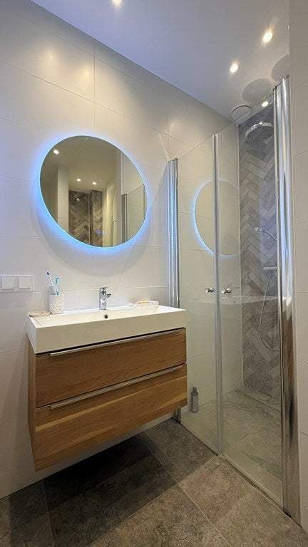 Appartement Chris van Abkoudestraat, Leiden - Te Huur