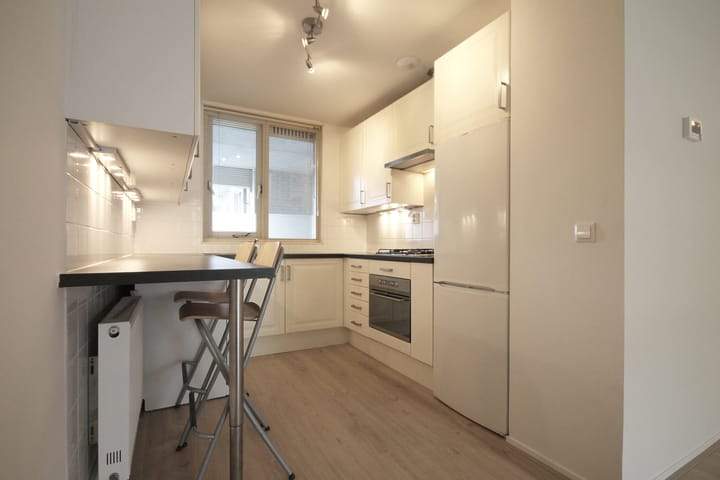 Apartamento de 4 habitaciones en Noordwal, La Haya - Alquiler