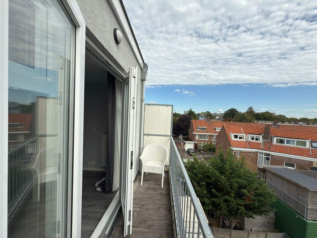 Studio Isingstraat, Den Haag - For Rent