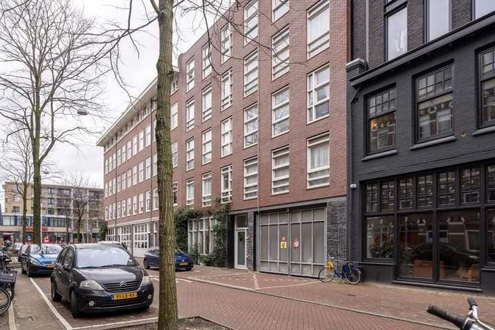 3-Room Apartment Gillis van Ledenberchstraat, Amsterdam - For Rent