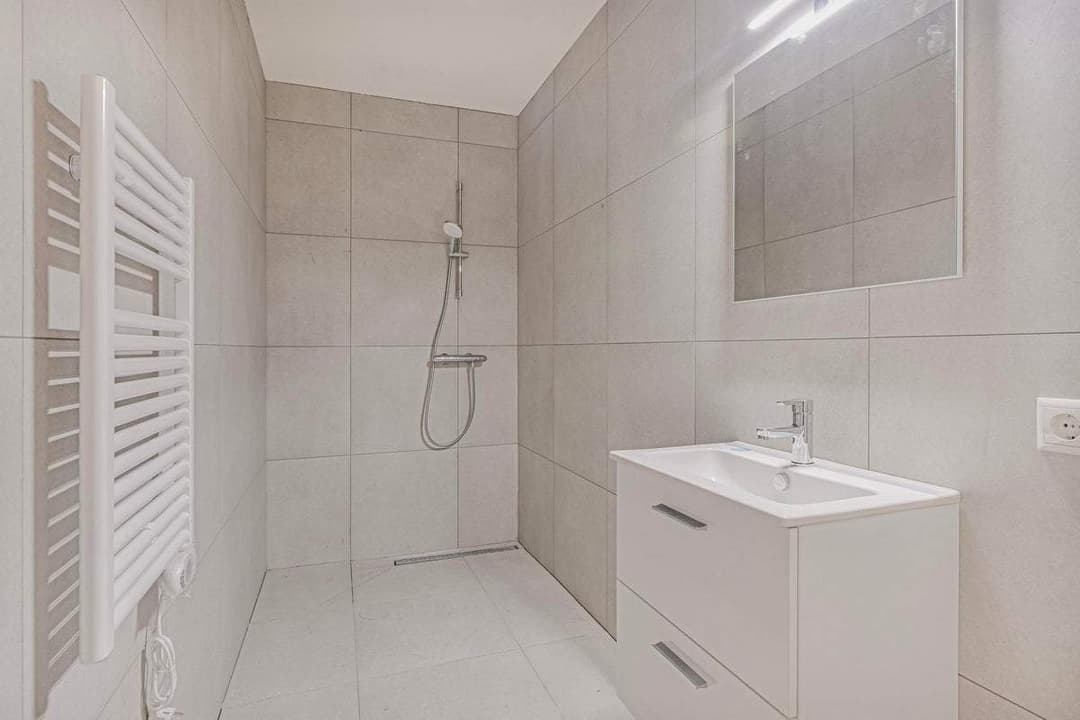 Flat Helper Oostsingel, Groningen - For Rent