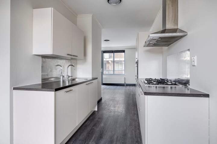 Appartement op de bovenste verdieping, Vossenzoom, Pijnacker - Te huur