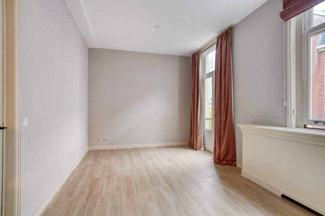 Appartement Prof. Tulpstraat 10, Amsterdam - Te Huur