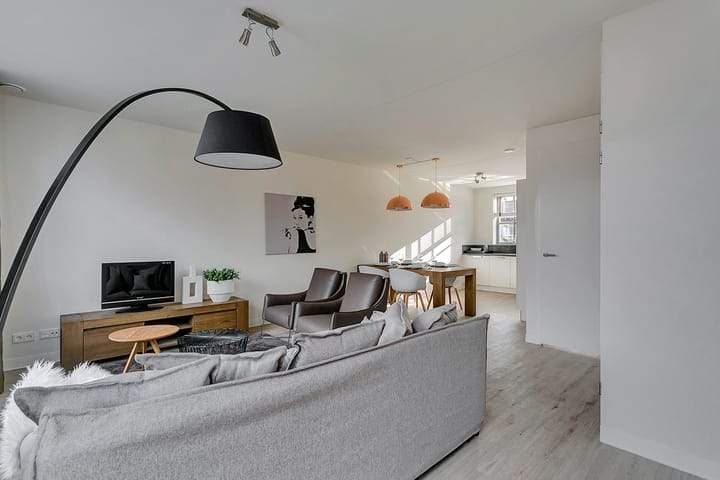 Laan van Indië, Almelo - Terraced Family House