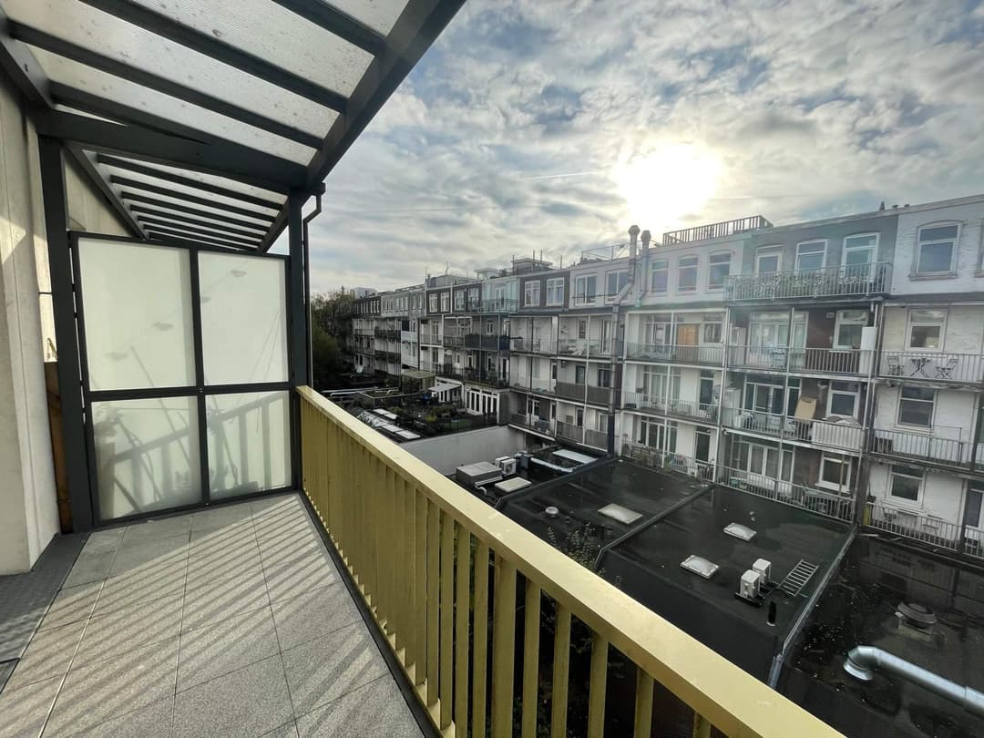 Maisonnette-appartement in Indische Buurt, Amsterdam - Te huur