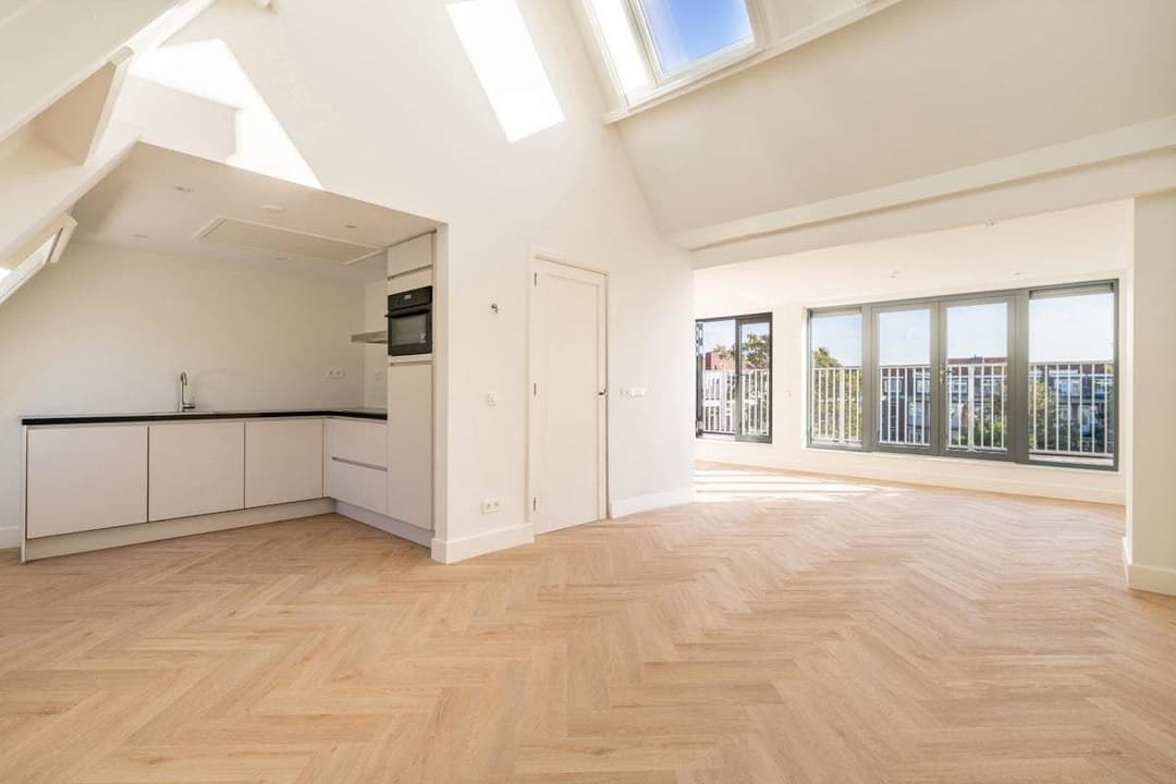 Flat Van Rensselaerstraat, Amsterdam - For Rent