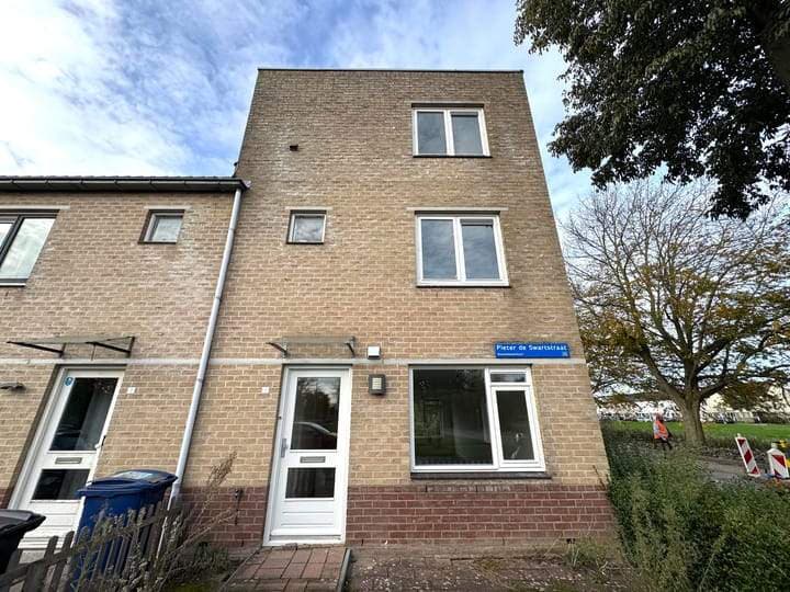 Pieter de Swartstraat 213, 1333 NH Almere - En alquiler