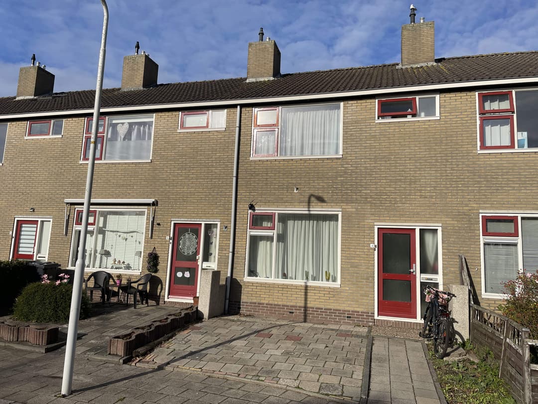 Tinga Tussenwoning, Kruirad 4, Sneek - For Rent