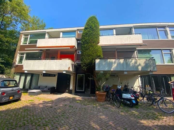 Parmentierlaan 76, Amstelveen – apartamento de 3 dormitorios en dos niveles