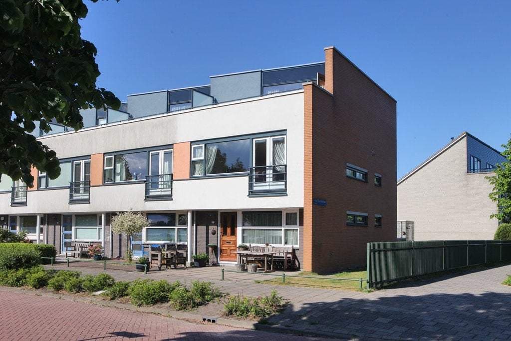 Casa Fellinilaan, Almere - En alquiler