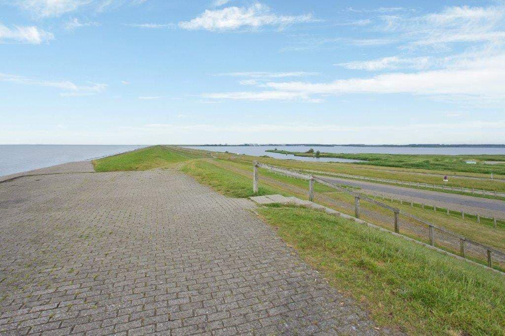 House Robbenoort, Lauwersoog - For Rent