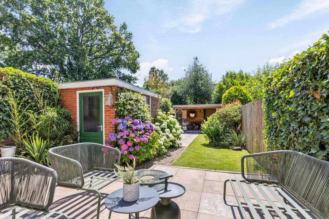 Huis Van Kretschmar van Veenlaan, Hilversum - Te Huur