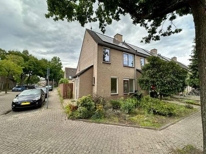 Hoekwoning aan de Meule, Valkenswaard - Te Huur