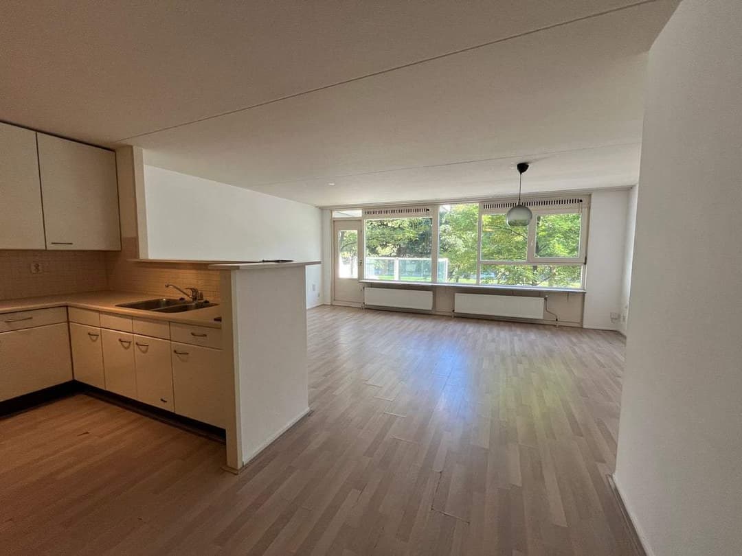 Flat Groenendaal 317, Rotterdam - For Rent