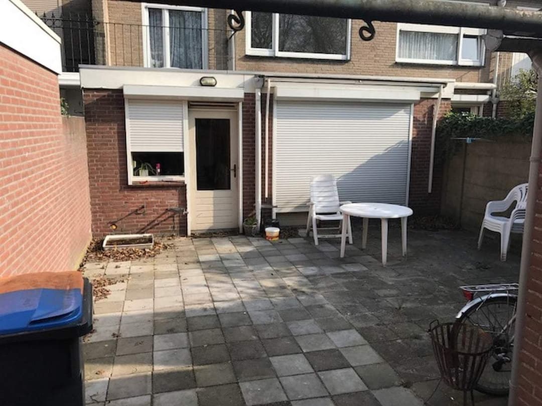 Room Montfortanenlaan, Tilburg - For Rent