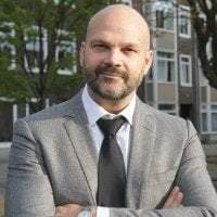 Henk B. de Vries